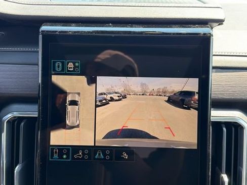 New 2026 GMC Acadia Denali w/ Super Cruise Package AWD/4WD image 32