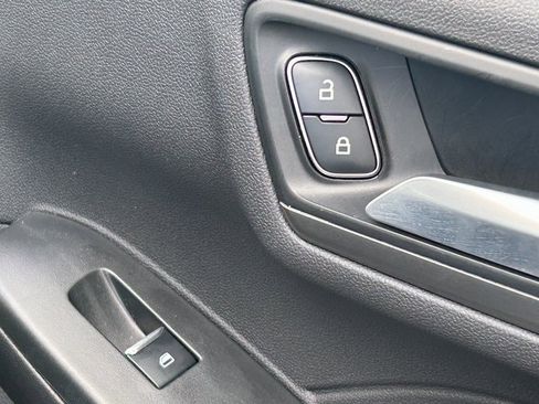 Used 2023 Ford Escape SE w/ Class II Trailer Tow Package image 36