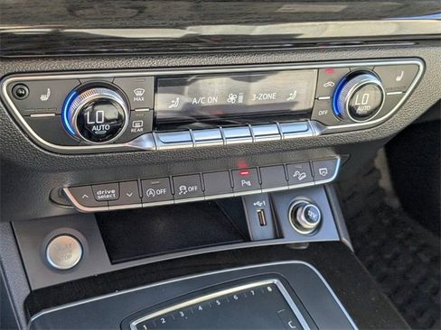 Used 2018 Audi Q5 2.0T Premium Plus w/ Premium Plus Package image 25