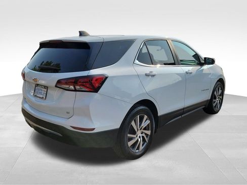 Used 2023 Chevrolet Equinox LT FWD image 4