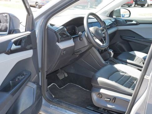 Certified 2023 Volkswagen Taos SEL AWD/4WD image 12