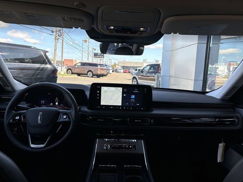 New 2025 Lincoln Aviator Reserve w/ Equipment Group 201A image 10