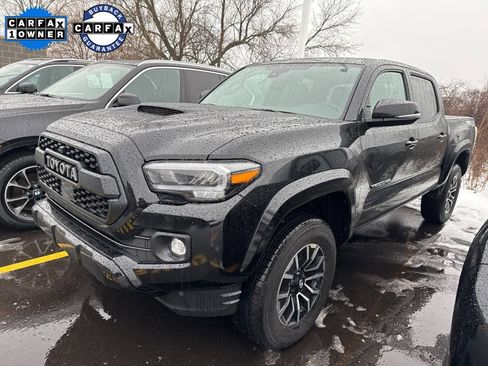 Used 2023 Toyota Tacoma TRD Sport w/ TRD Premium Sport Package image 6