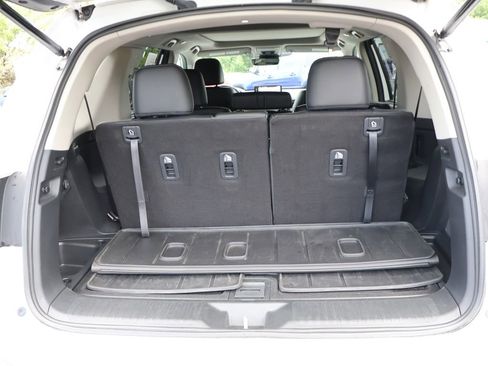 Certified 2023 Honda Pilot Touring image 16