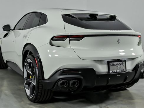 Used 2025 Ferrari Purosangue image 10
