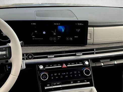 Used 2024 Hyundai Santa Fe Limited image 8