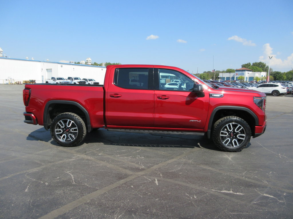 Certified 2024 GMC Sierra 1500 AT4 w/ Technology Package AWD/4WD image 5
