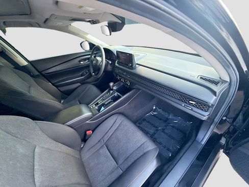 Certified 2025 Honda Accord SE image 31