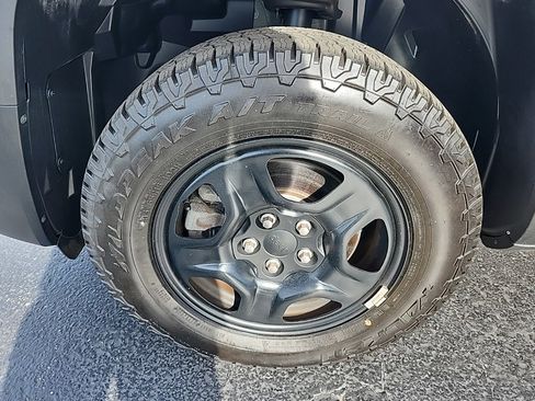 Used 2020 Jeep Renegade Sport image 9