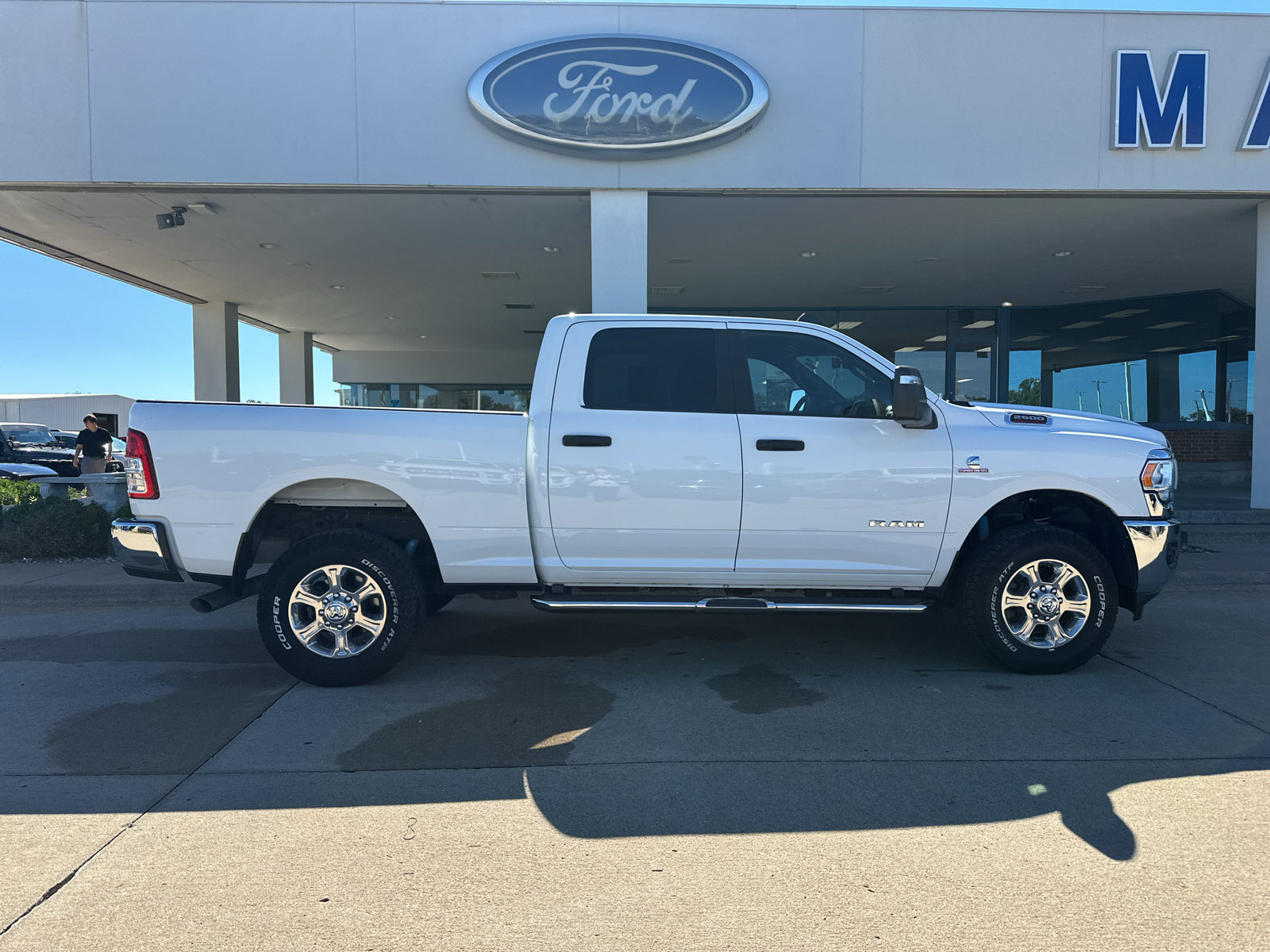 Used 2024 RAM 2500 Big Horn w/ Off Road Package AWD/4WD image 10