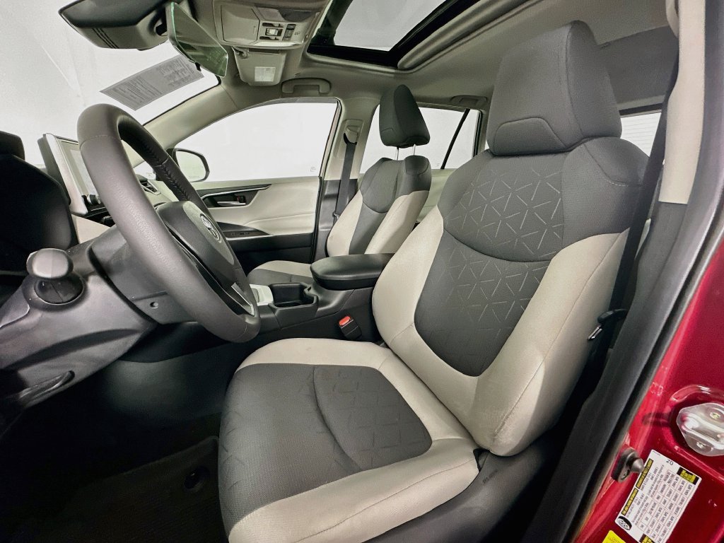 Used 2025 Toyota RAV4 XLE w/ Convenience Package AWD/4WD image 22