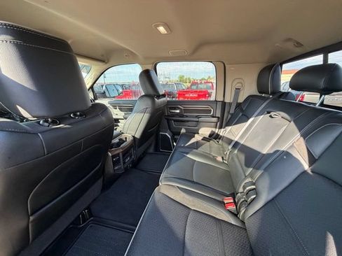 Used 2022 RAM 2500 Laramie AWD/4WD image 13