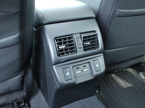 Used 2018 Subaru Outback 2.5i Limited AWD/4WD image 33
