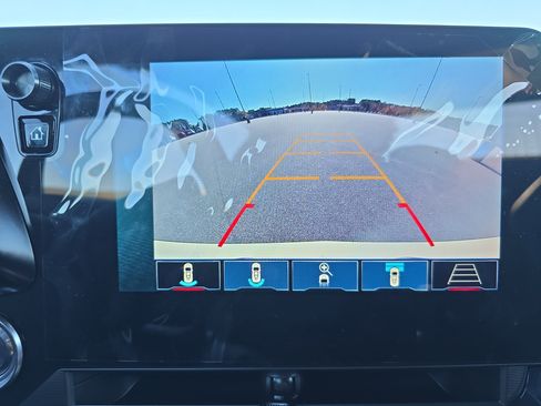 Used 2024 Chevrolet Corvette 2LT w/ Stealth Interior Trim Package image 20