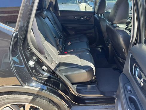 Used 2018 Nissan Rogue SL w/ Premium Package FWD image 14