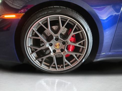Used 2021 Porsche 911 Carrera S RWD image 37