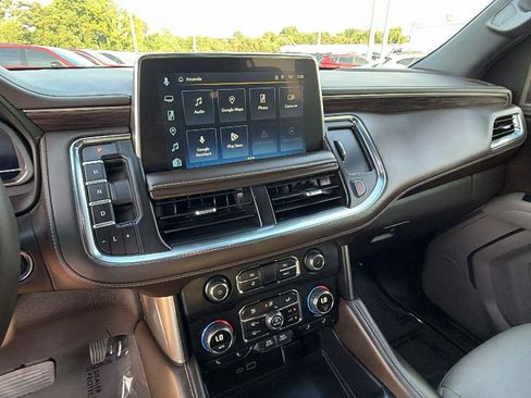 Used 2023 Chevrolet Tahoe LT w/ Luxury Package RWD image 33