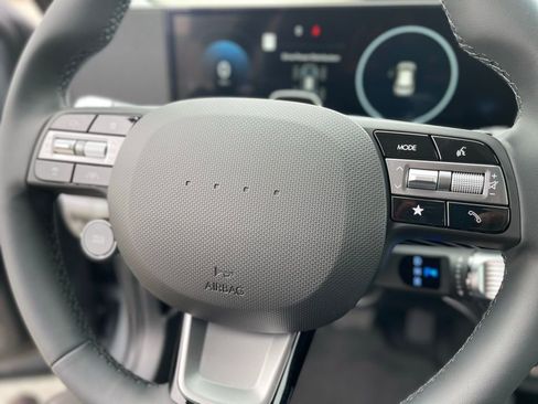 New 2025 Hyundai Ioniq 5 SEL image 28