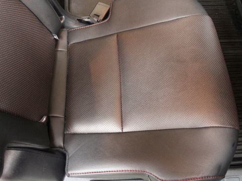 Used 2022 Honda Pilot Black Edition image 31