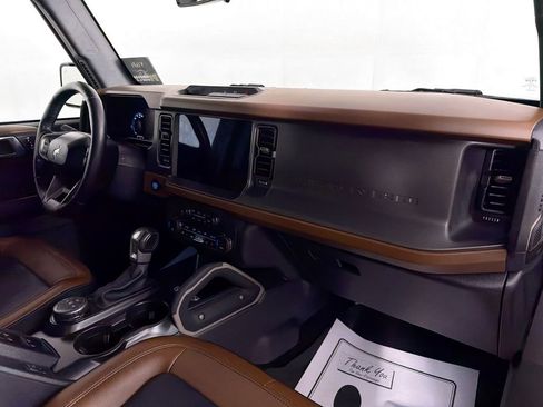 Used 2024 Ford Bronco Outer Banks image 31