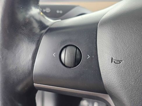 Used 2018 Tesla Model 3 Long Range image 28