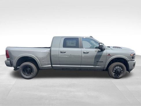New 2026 RAM 3500 Limited AWD/4WD image 2