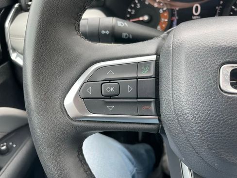 Used 2023 Jeep Compass Limited AWD/4WD image 19