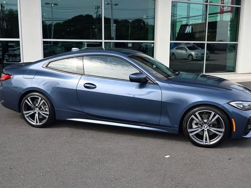 Used 2022 BMW 430i Coupe w/ M Sport Package RWD image 9