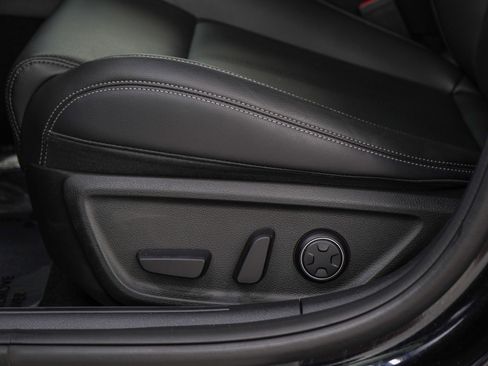 Used 2026 Genesis G70 2.5T AWD/4WD image 21