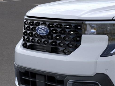 New 2026 Ford Maverick Lariat image 18