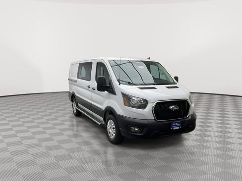 Certified 2025 Ford Transit 250 Low Roof w/ Exterior Upgrade Package RWD image 24
