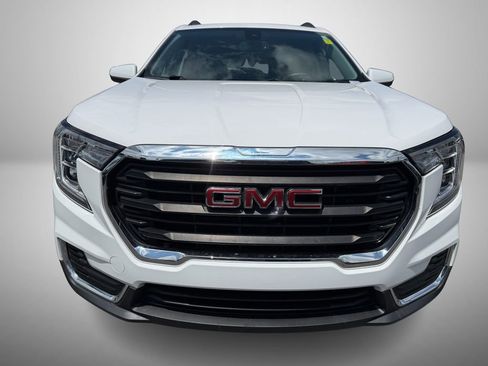 Used 2022 GMC Terrain SLE w/ Driver Convenience Package FWD image 7
