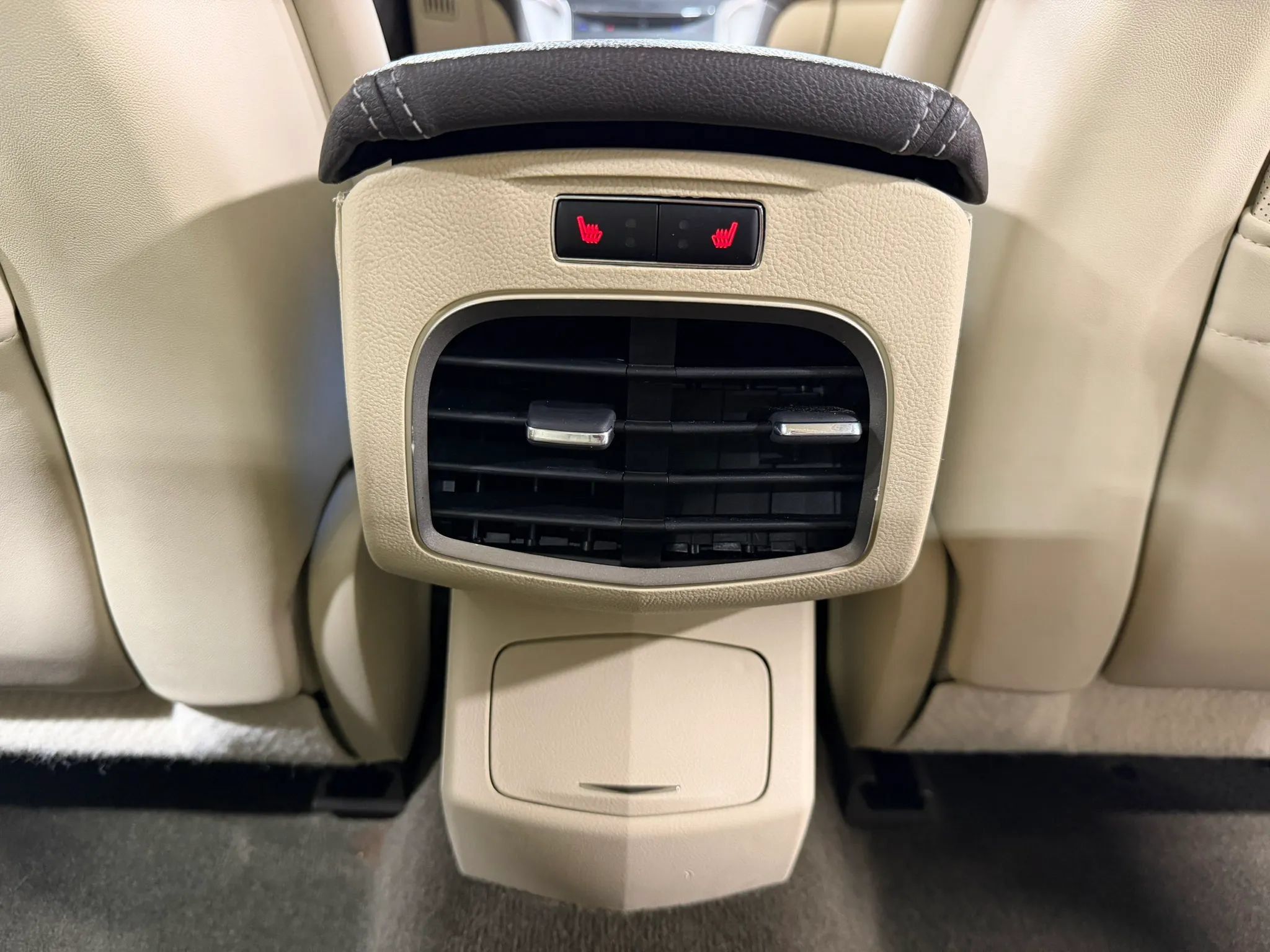 Used 2013 Lincoln MKZ FWD image 26