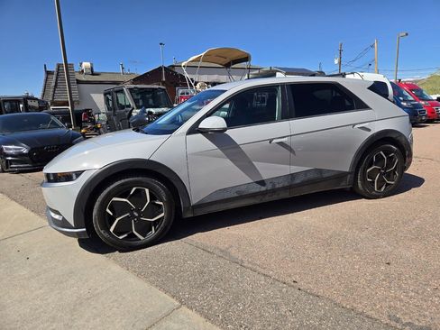Used 2024 Hyundai Ioniq 5 SEL AWD/4WD image 6