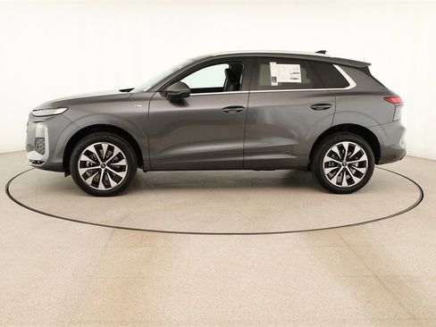 New 2026 Audi Q3 quattro 2.0T image 2