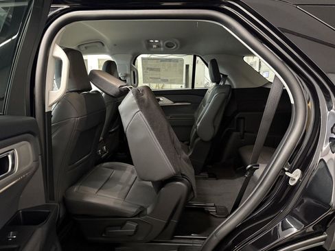 New 2026 Ford Explorer Active w/ Active Comfort Package image 23
