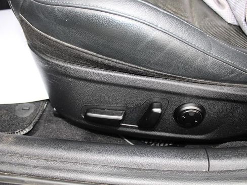 Used 2018 Kia Stinger GT AWD/4WD image 16