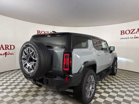 Used 2025 GMC Hummer EV 3X AWD/4WD image 16