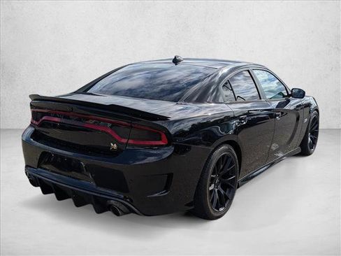 Used 2019 Dodge Charger Scat Pack w/ Dynamics Package image 5