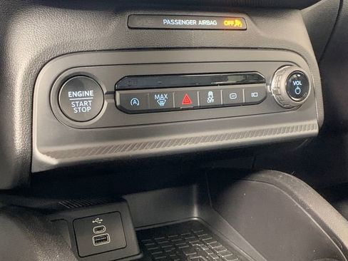 Used 2025 Ford Bronco Sport Heritage w/ Convenience Package image 16