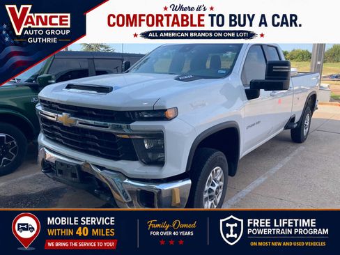 Used 2024 Chevrolet Silverado 2500 LT AWD/4WD image 1