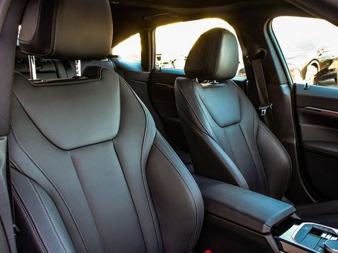 Used 2024 BMW i4 xDrive40i image 39