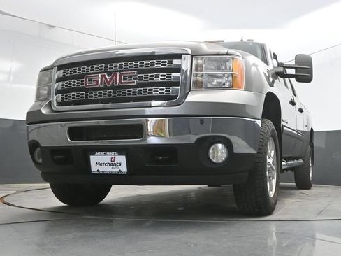 Used 2014 GMC Sierra 2500 SLE w/ SLE Preferred Package AWD/4WD image 30