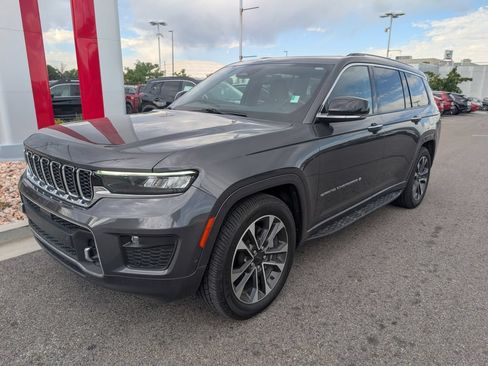 Used 2022 Jeep Grand Cherokee L Overland AWD/4WD image 3