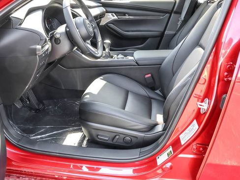 New 2026 MAZDA MAZDA3 2.5 S Hatchback w/ Premium Pkg FWD image 25