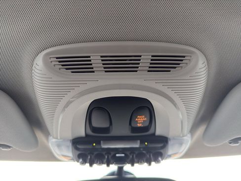 Used 2017 MINI Cooper S image 25