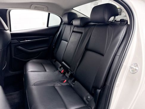 Used 2025 MAZDA MAZDA3 s image 26