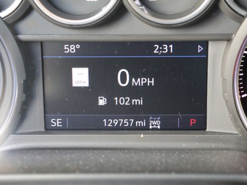 Used 2021 Chevrolet Tahoe LT w/ LT Signature Package image 22