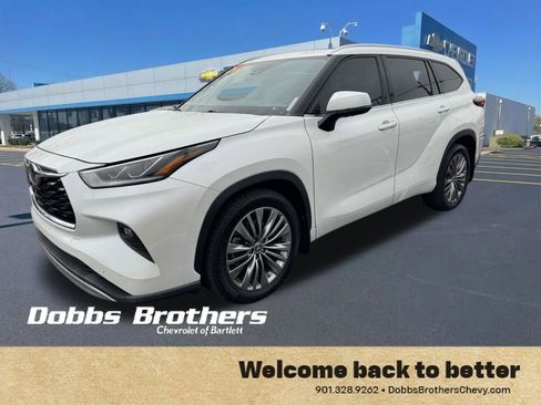 Used 2021 Toyota Highlander Platinum image 3