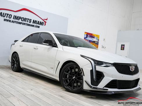 Used 2022 Cadillac CT4 V Blackwing w/ Carbon Fiber 1 Package image 38